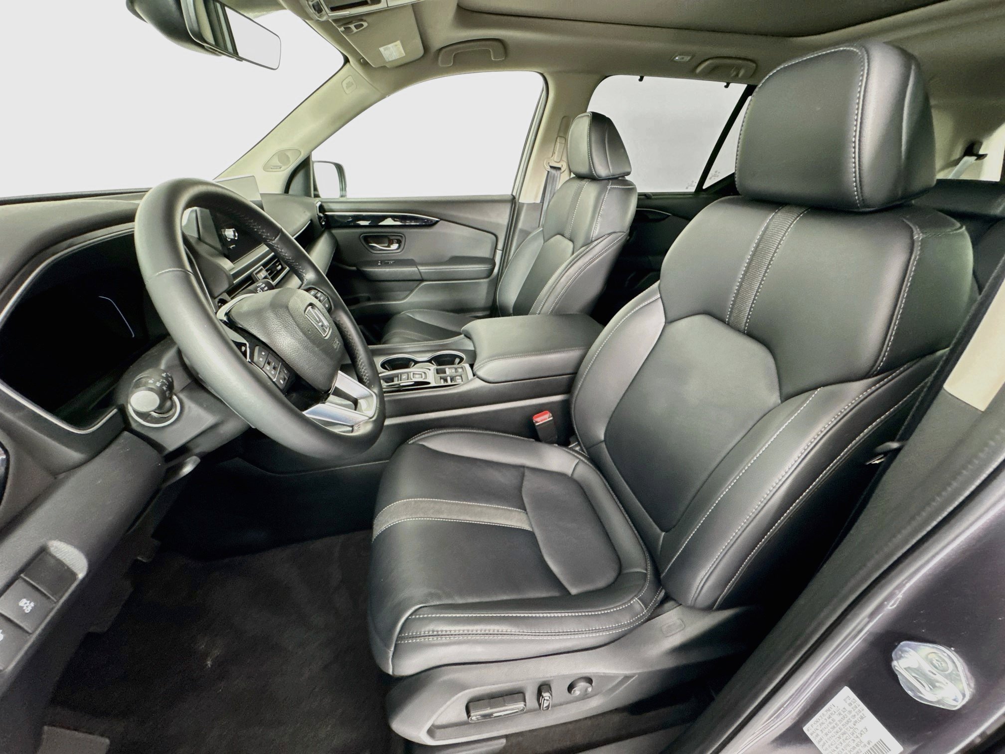 Certified 2023 Honda Pilot Touring image 22
