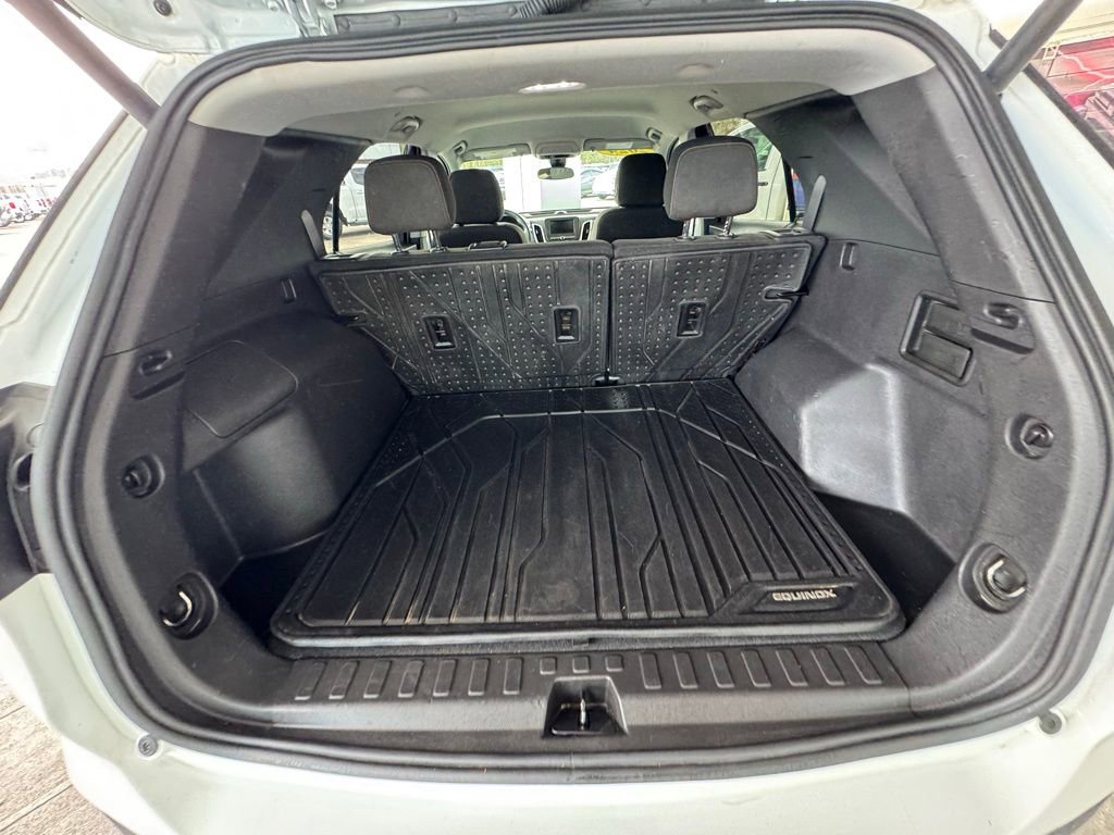 Used 2024 Chevrolet Equinox LT image 10