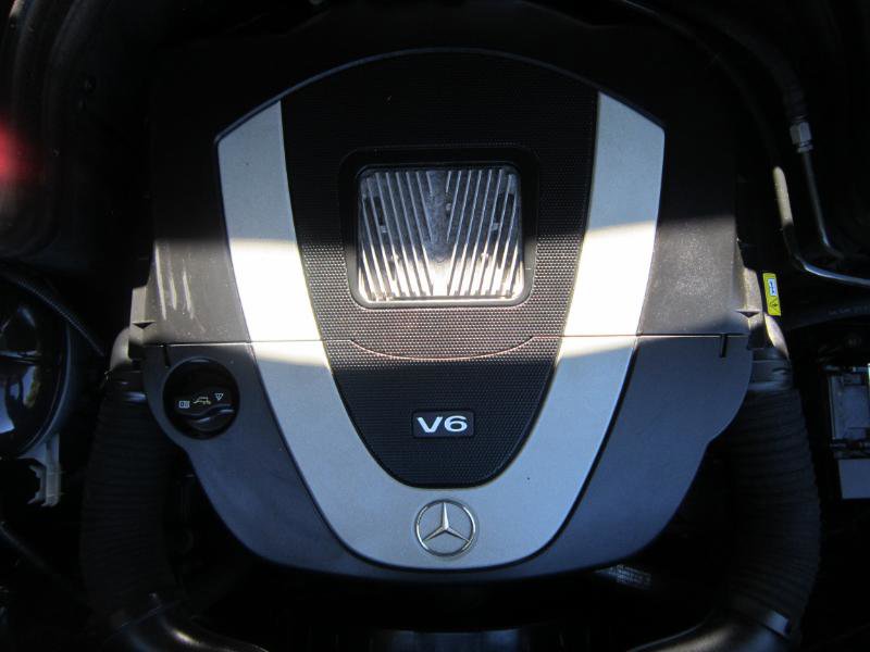 Used 2012 Mercedes-Benz GLK 350 4MATIC image 40