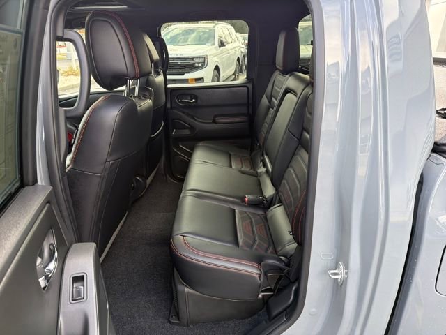 Used 2025 Nissan Frontier PRO-4X w/ Pro Premium Package image 28