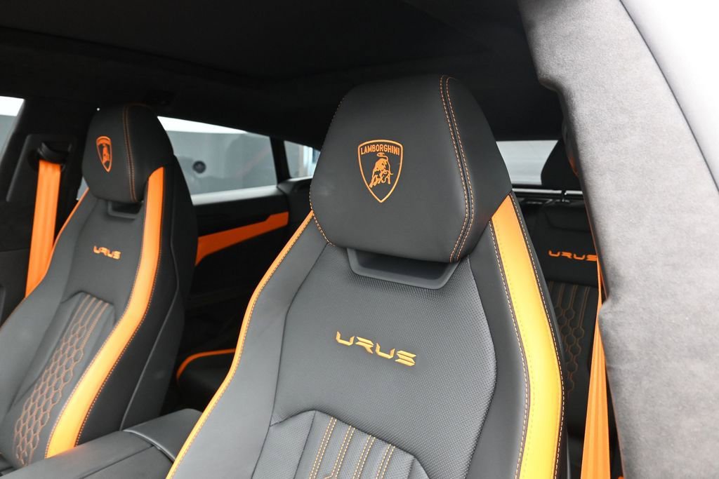 Used 2023 Lamborghini Urus S AWD/4WD image 17