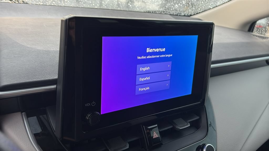 Used 2024 Toyota Corolla LE FWD image 17