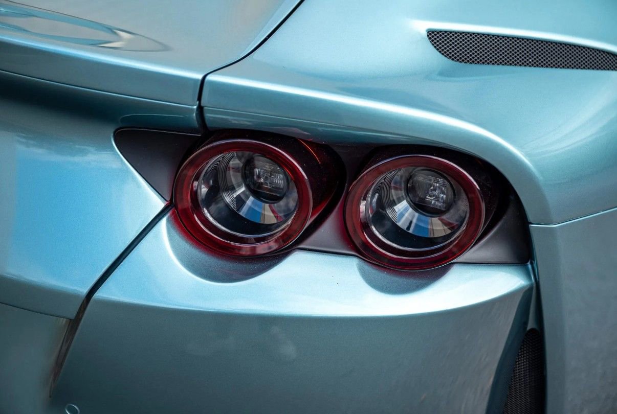 Used 2023 Ferrari 812 GTS RWD image 14