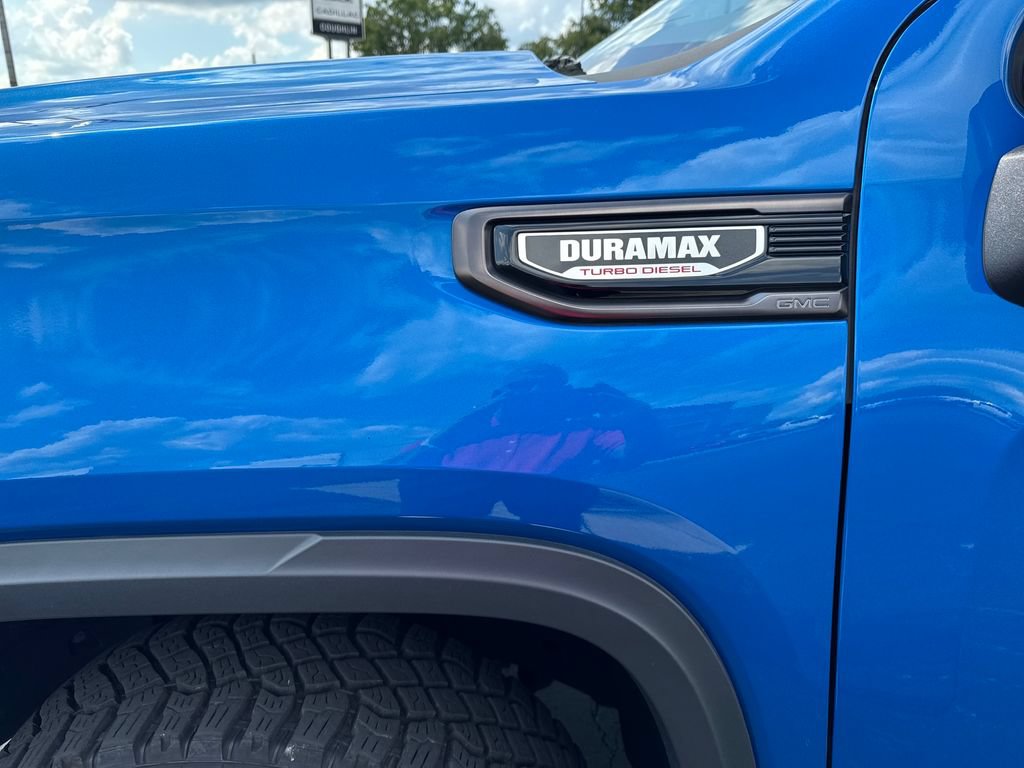 Used 2024 GMC Sierra 1500 AT4X AWD/4WD image 3