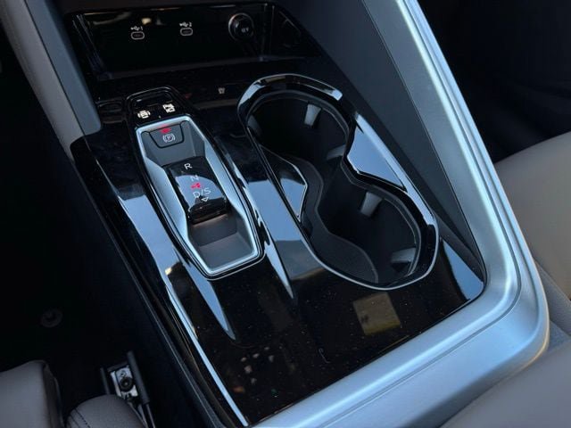 New 2025 Audi Q5 Premium Plus AWD/4WD image 18