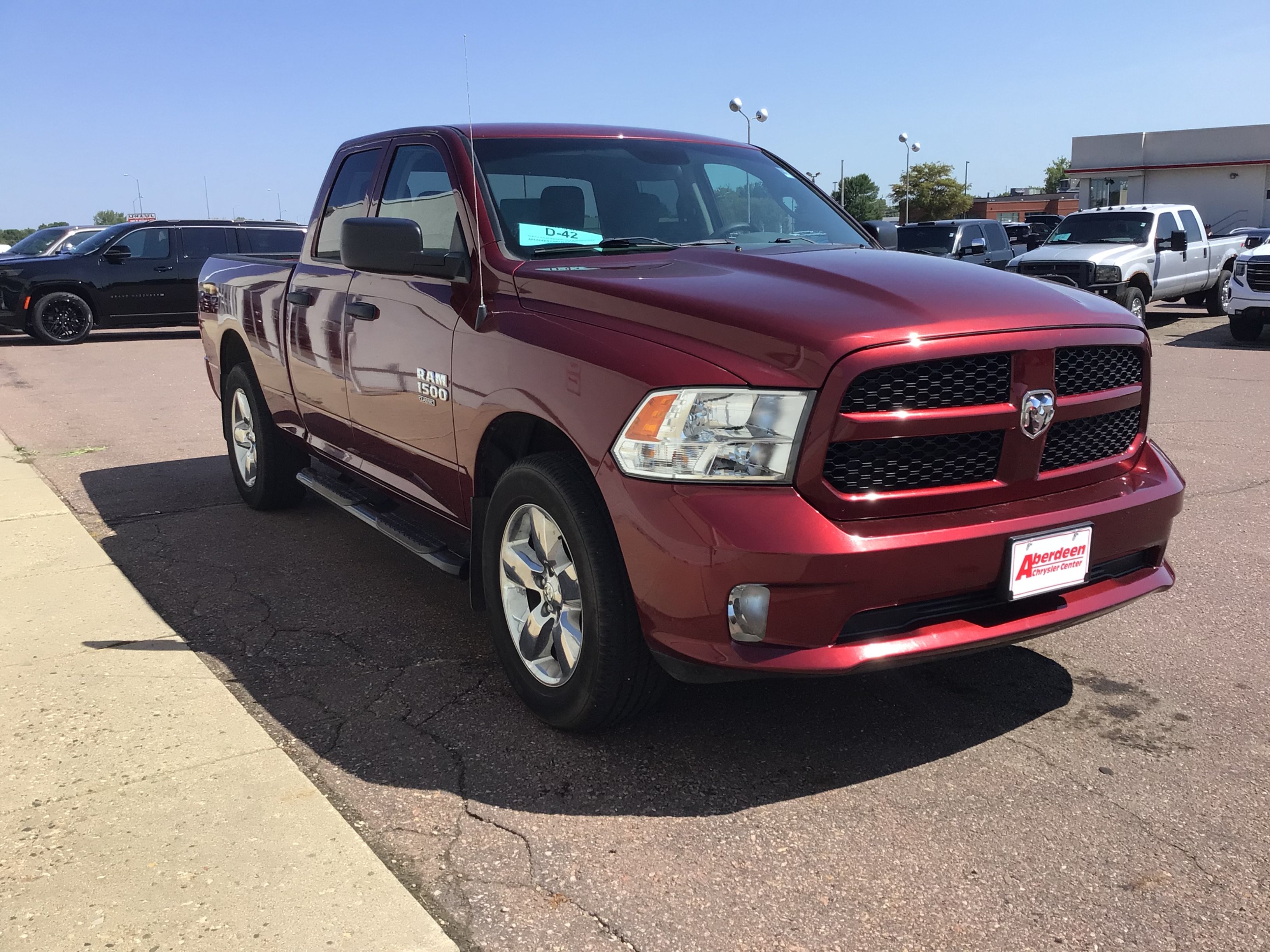 Used 2019 RAM 1500 Express w/ Express Value Package AWD/4WD image 4