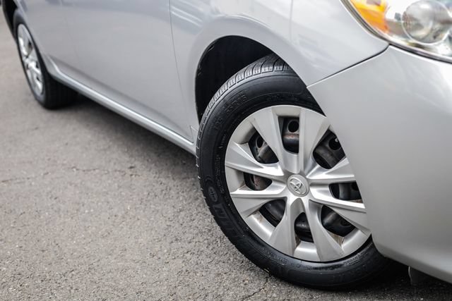 Used 2010 Toyota Corolla LE FWD image 12