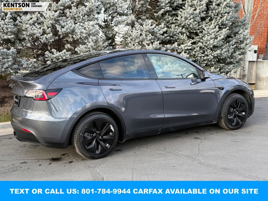 Used 2020 Tesla Model Y Long Range image 9