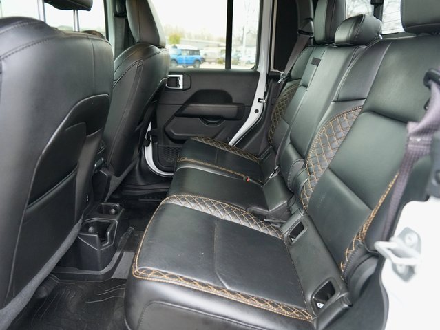 Used 2021 Jeep Gladiator Overland image 11