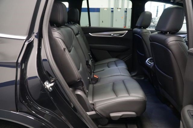 Certified 2024 Cadillac XT6 Luxury w/ LPO, Floor Liner Package AWD/4WD image 21