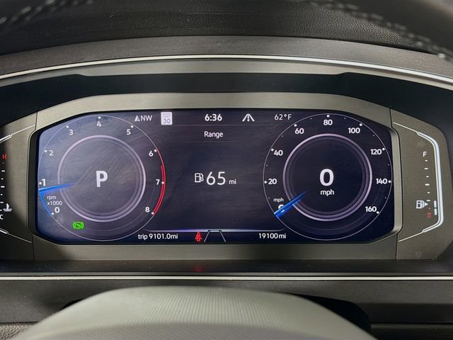 Used 2024 Volkswagen Tiguan SEL R-Line image 14