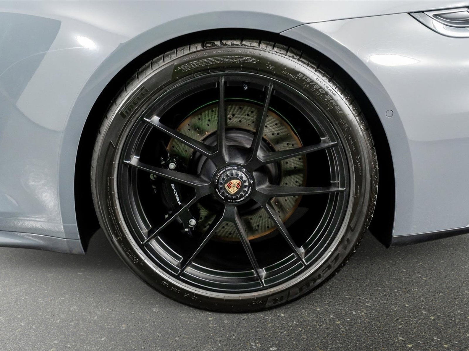 Used 2026 Porsche 911 Targa 4 GTS image 19