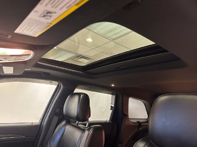 Used 2019 Jeep Grand Cherokee Limited w/ Trailer Tow Group IV AWD/4WD image 4