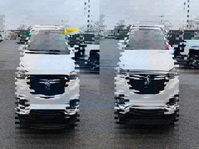 Used 2021 Buick Enclave Essence w/ Sport Touring Edition image 3