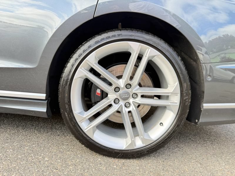 Used 2020 Audi S8 L AWD/4WD image 38