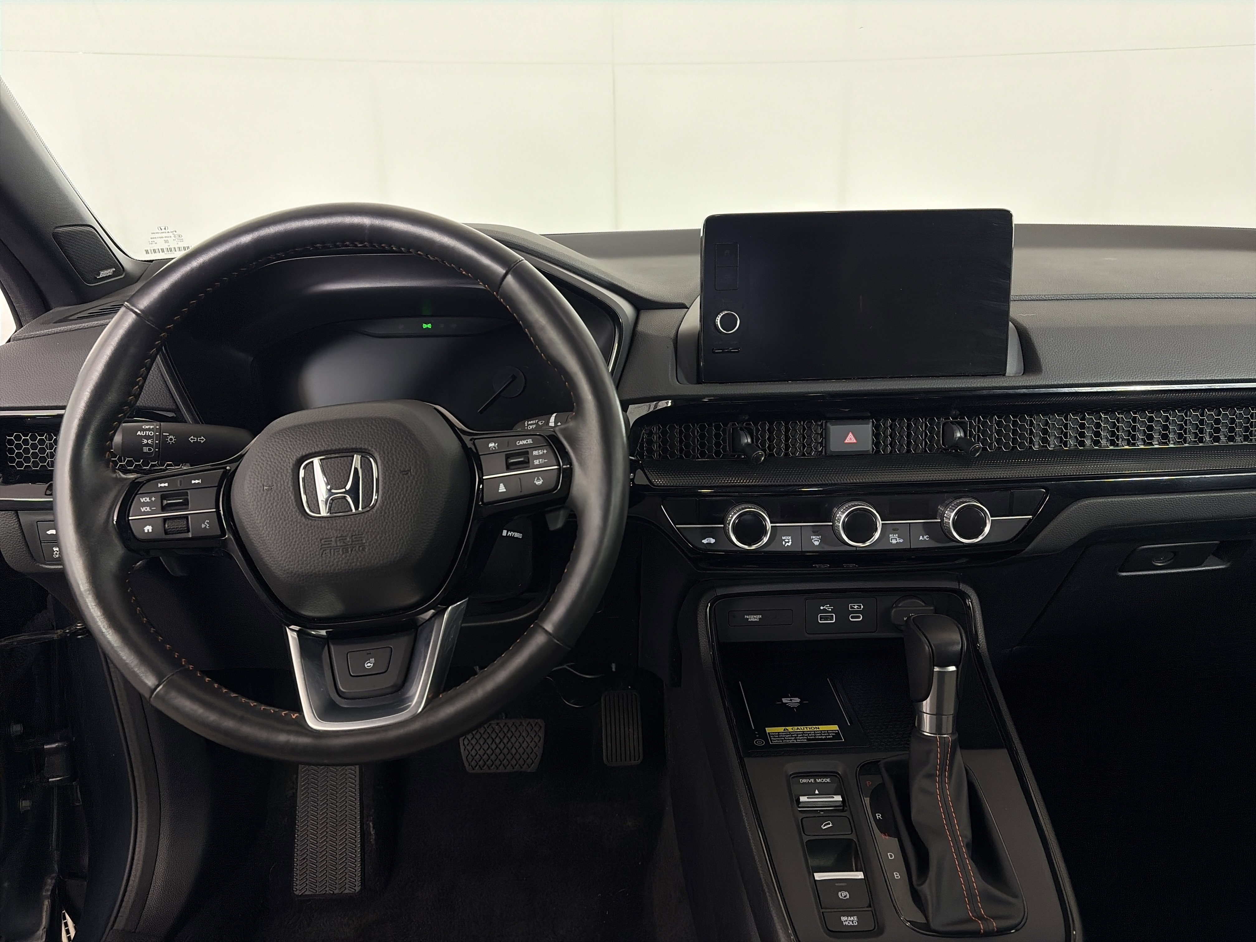 Used 2024 Honda CR-V Sport Touring image 3