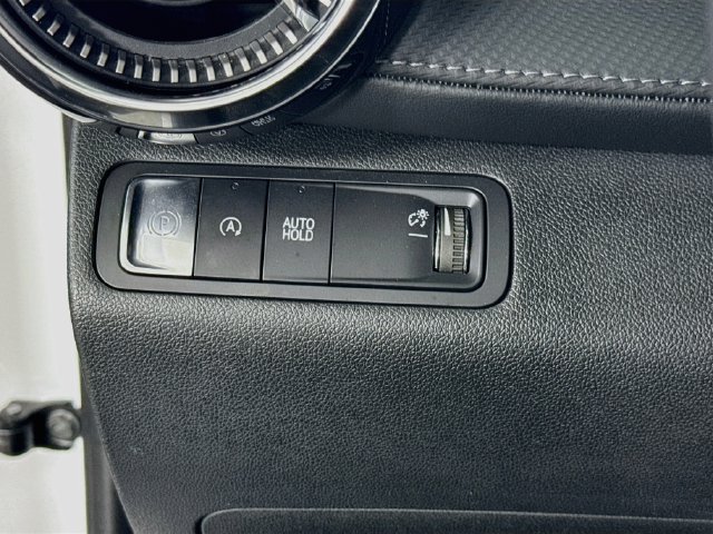 Used 2025 Chevrolet Equinox LT FWD image 10
