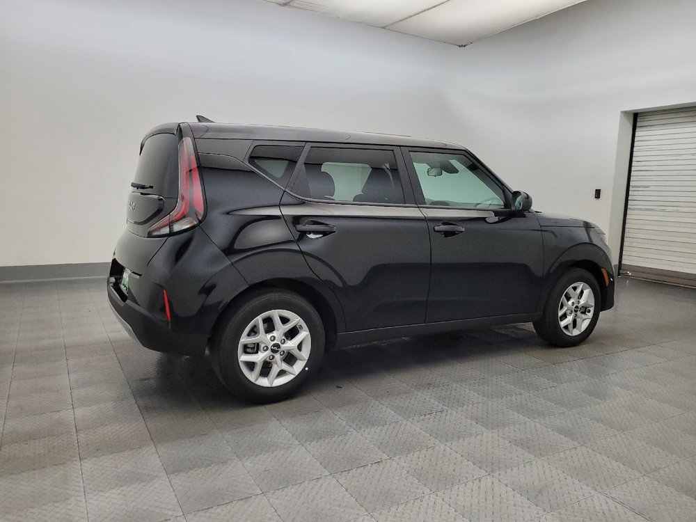 Used 2025 Kia Soul S image 10