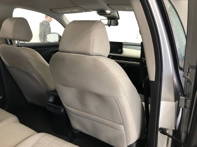 Used 2024 Honda HR-V LX image 11