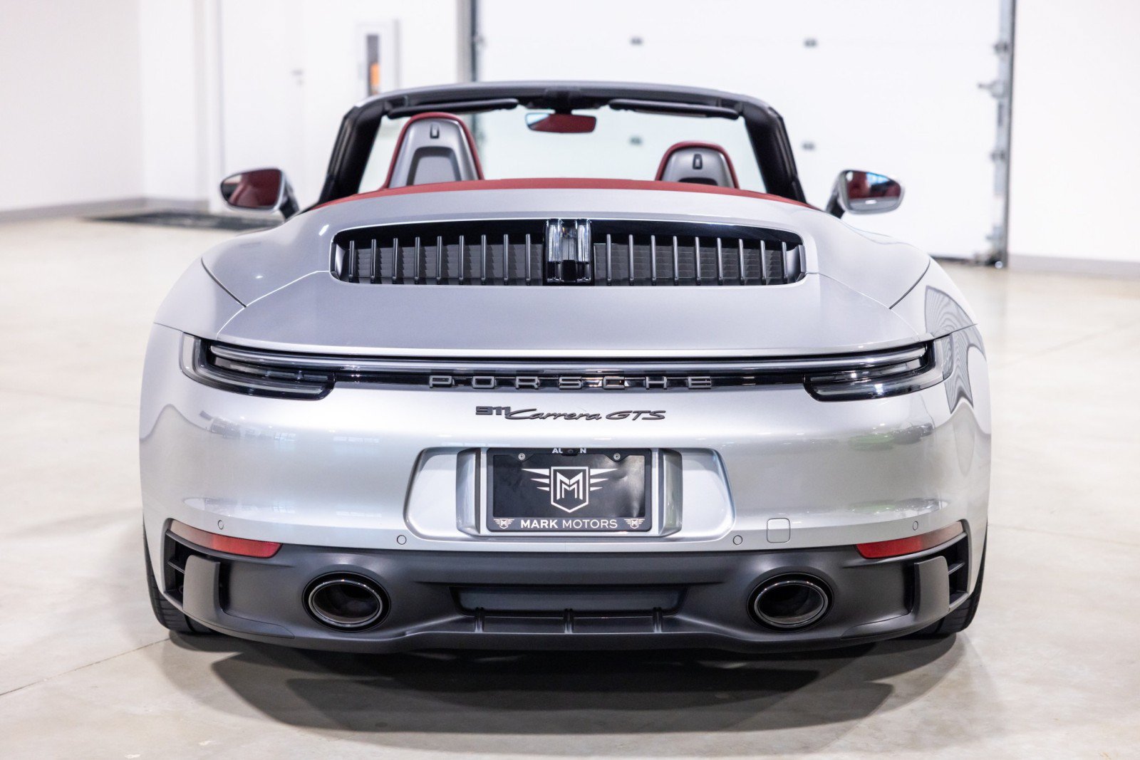 Used 2022 Porsche 911 Cabriolet image 8