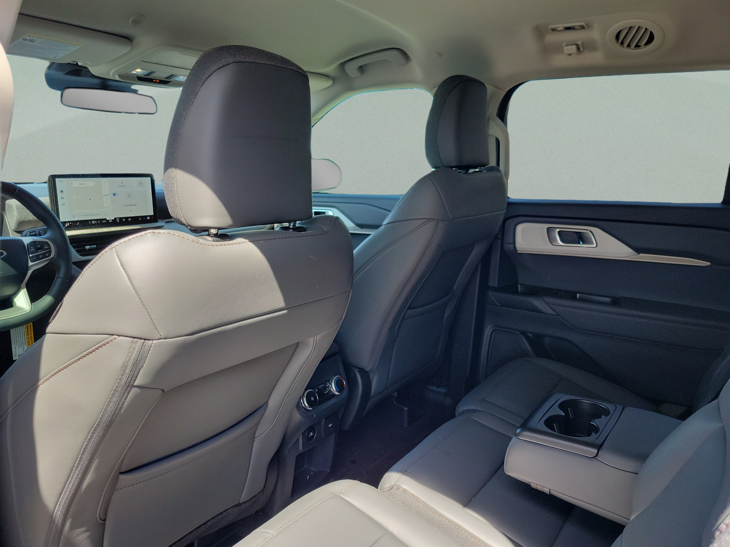 New 2026 Ford Explorer Active w/ Active Comfort Package RWD image 23