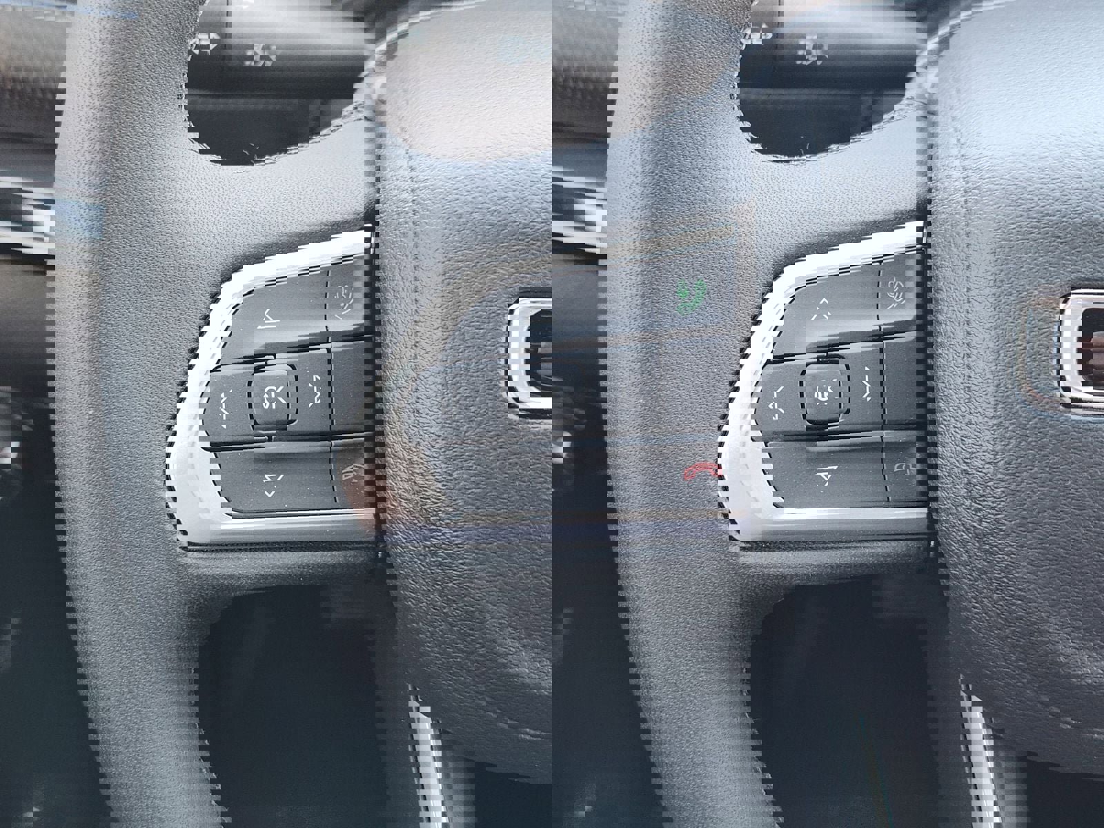 New 2026 Jeep Compass Latitude image 36