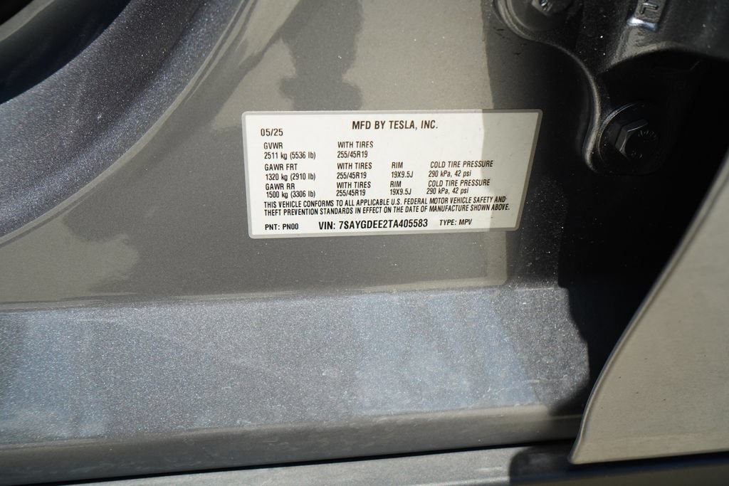 Used 2026 Tesla Model Y AWD image 33