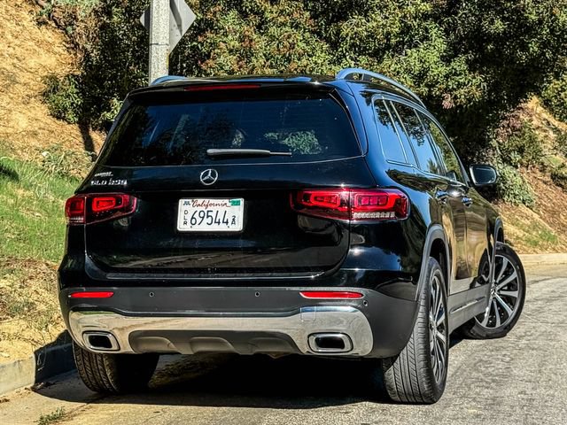 Used 2021 Mercedes-Benz GLB 250 w/ Premium Package image 18