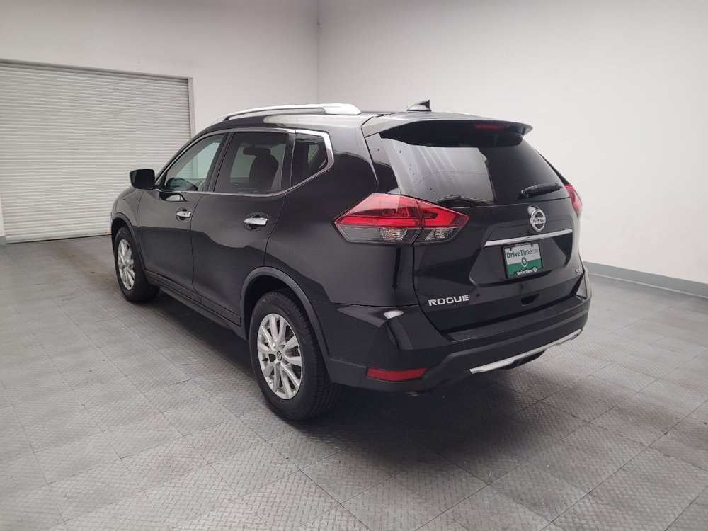 Used 2018 Nissan Rogue SV FWD image 5