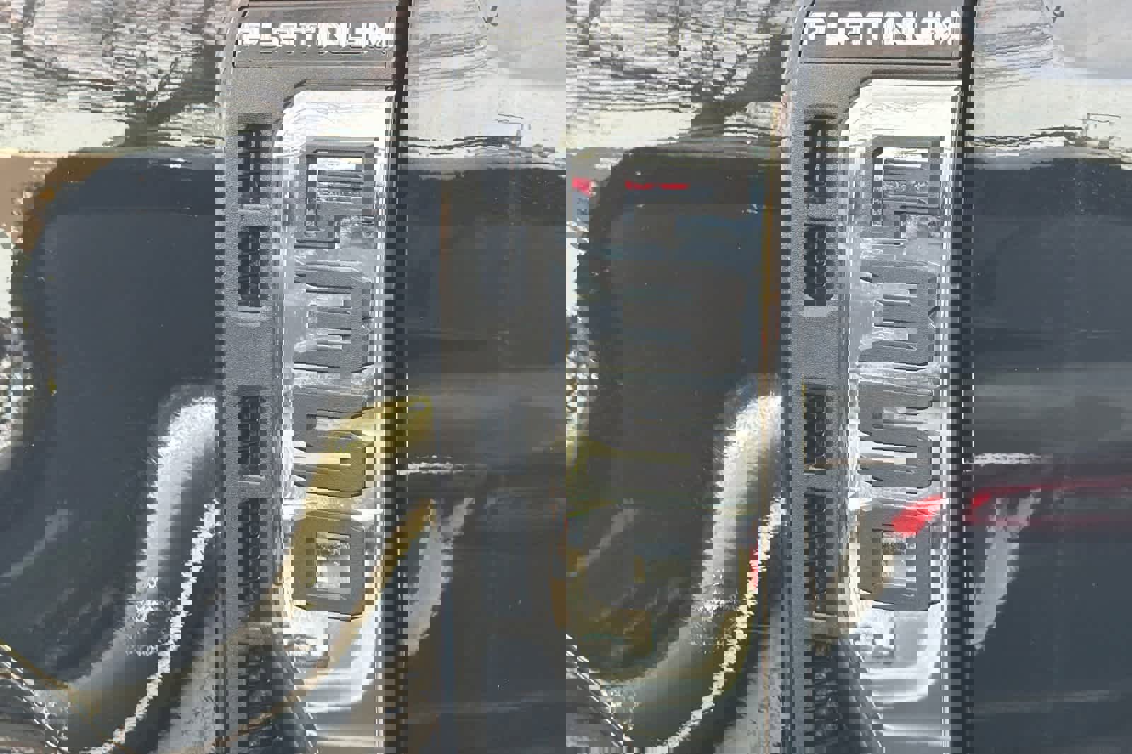 Used 2024 Ford F350 Platinum w/ FX4 Off-Road Package image 12