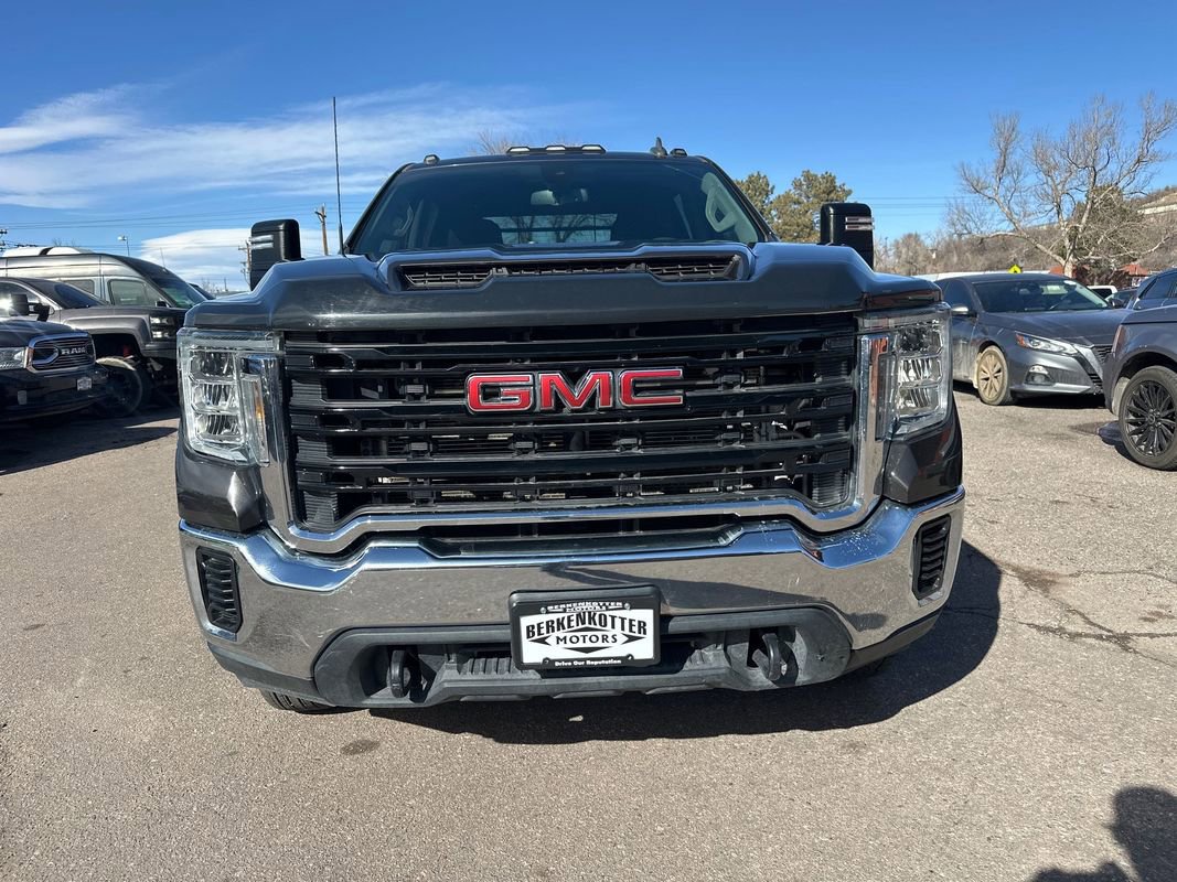 Used 2021 GMC Sierra 3500 4x4 Crew Cab w/ Gooseneck/5TH Wheel Package image 2