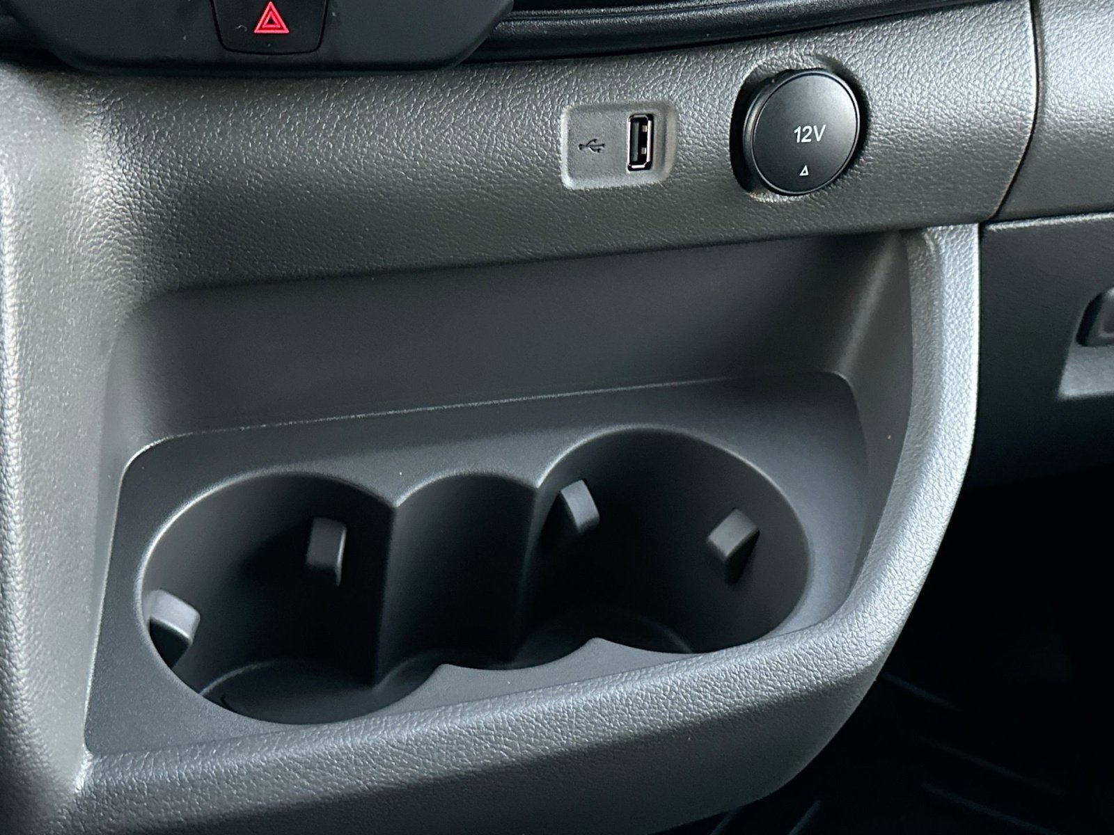 New 2026 Ford Transit 250 148 Medium Roof w/ Load Area Protection Package image 27