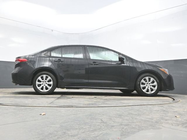 Used 2023 Toyota Corolla LE FWD image 39