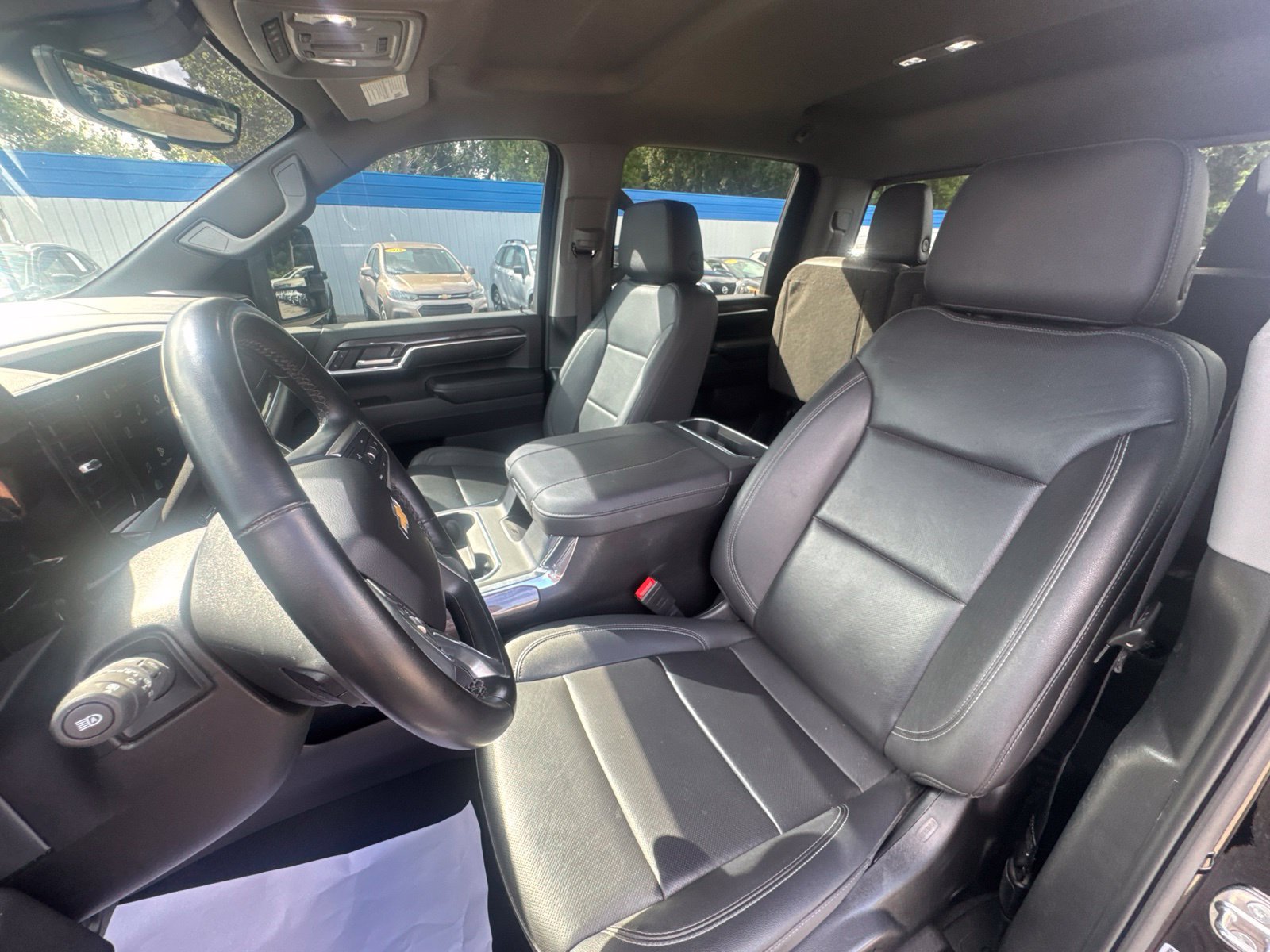 Used 2024 Chevrolet Silverado 2500 LTZ w/ LTZ Plus Package AWD/4WD image 18