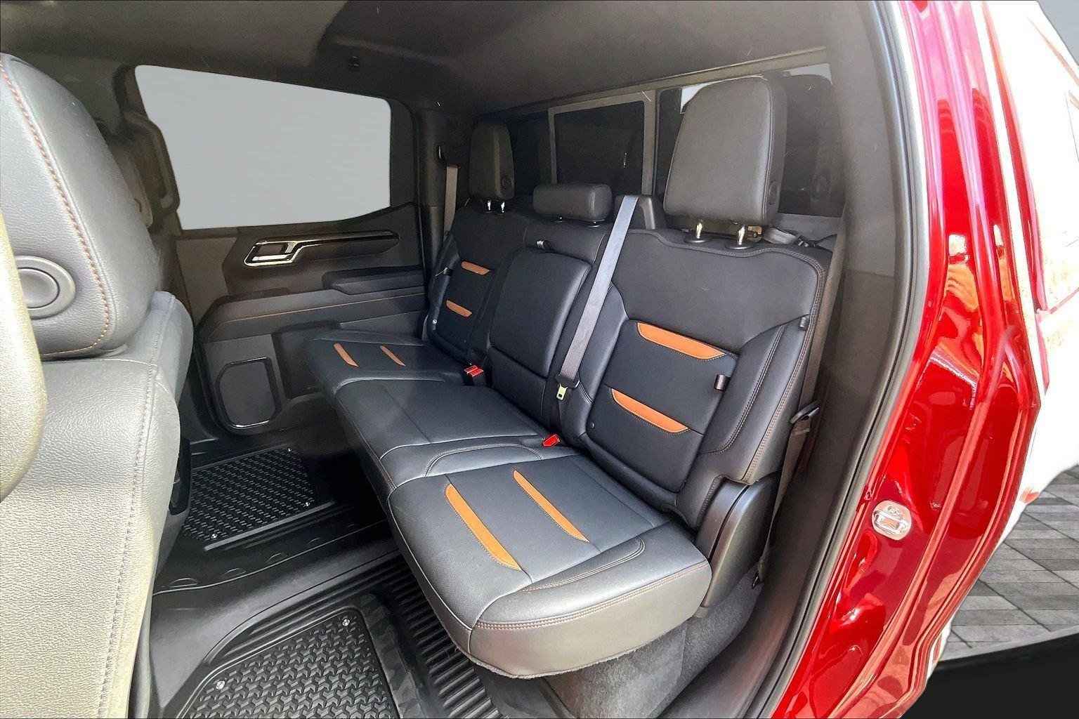 Used 2025 GMC Sierra 1500 AT4 w/ AT4 Premium Package AWD/4WD image 27