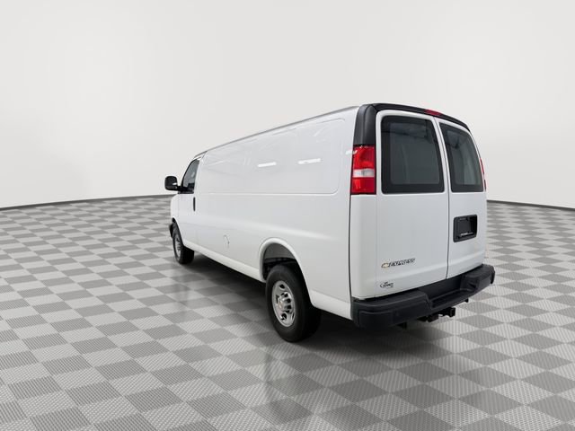 New 2026 Chevrolet Express 3500 Extended w/ Driver Convenience Package image 11
