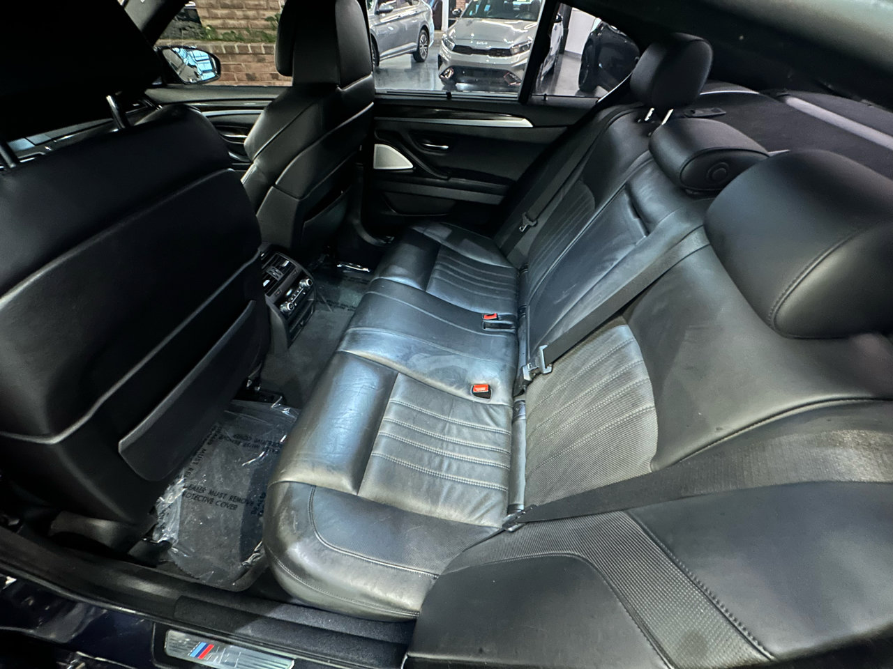 Used 2013 BMW M5 w/ Executive Pkg image 16