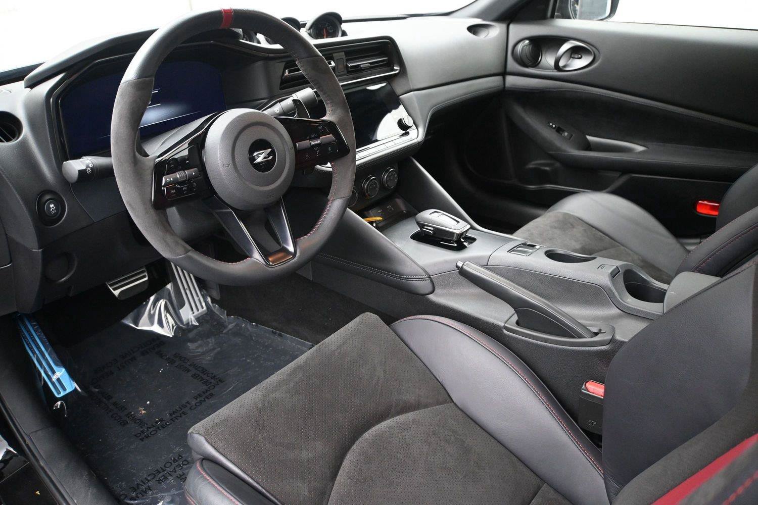 Certified 2024 Nissan Z NISMO w/ Floor Mat Package RWD image 2