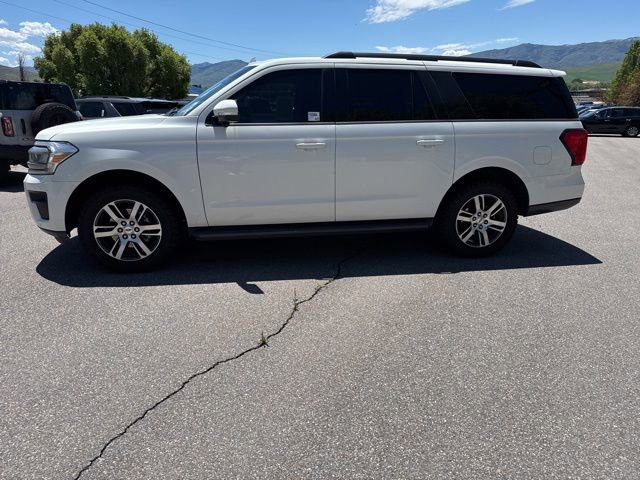 Used 2023 Ford Expedition Max XLT AWD/4WD image 3