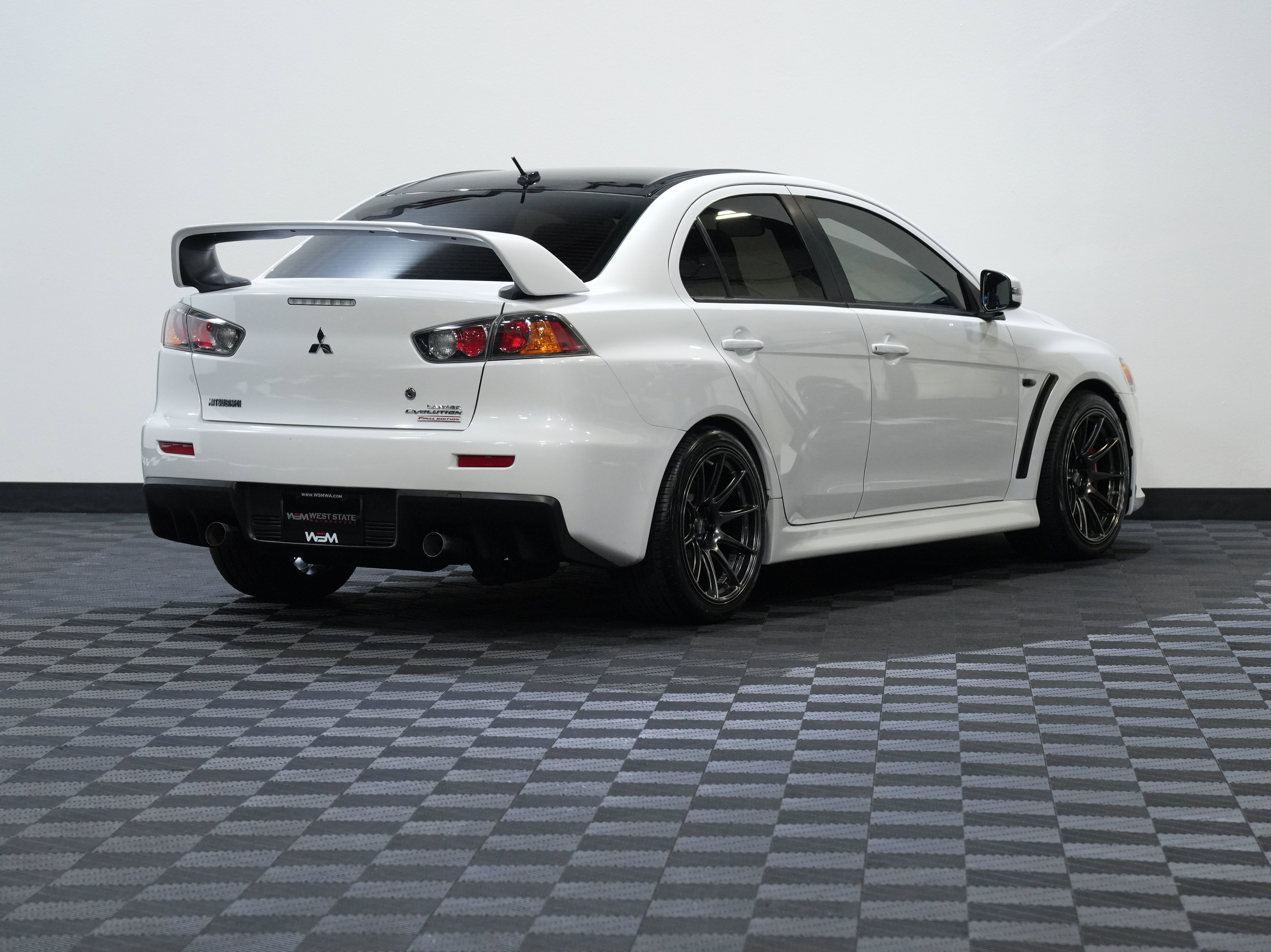Used 2015 Mitsubishi Lancer Evolution Final Edition AWD/4WD image 6
