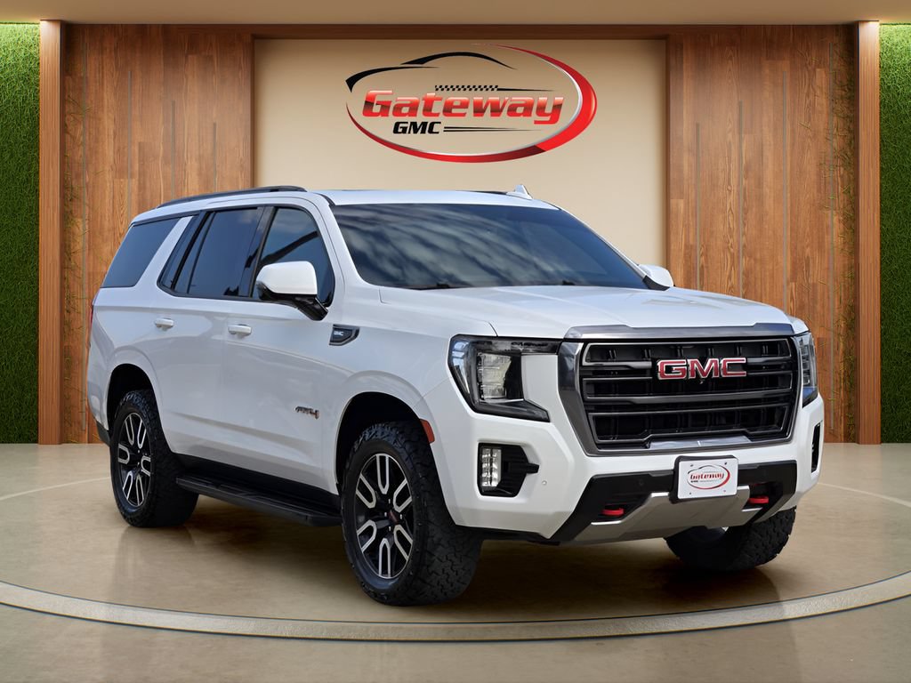 Used 2024 GMC Yukon AT4 w/ Technology Package AWD/4WD image 3