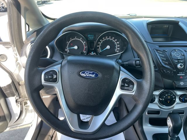 Used 2019 Ford Fiesta SE FWD image 39