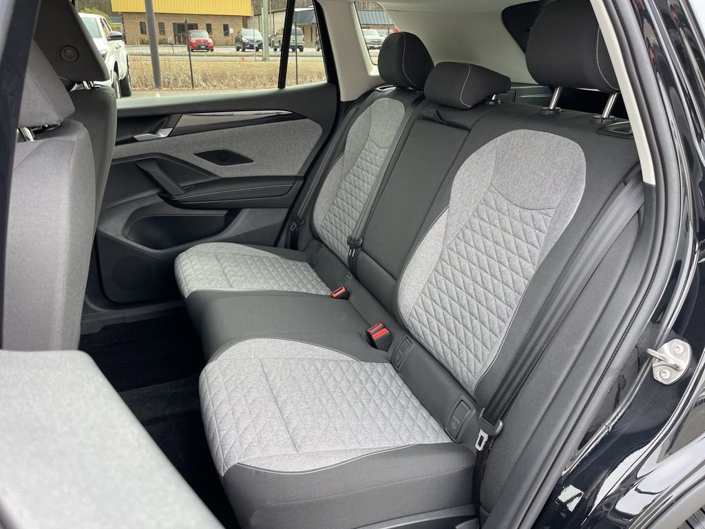 New 2026 Volkswagen Tiguan S FWD image 17