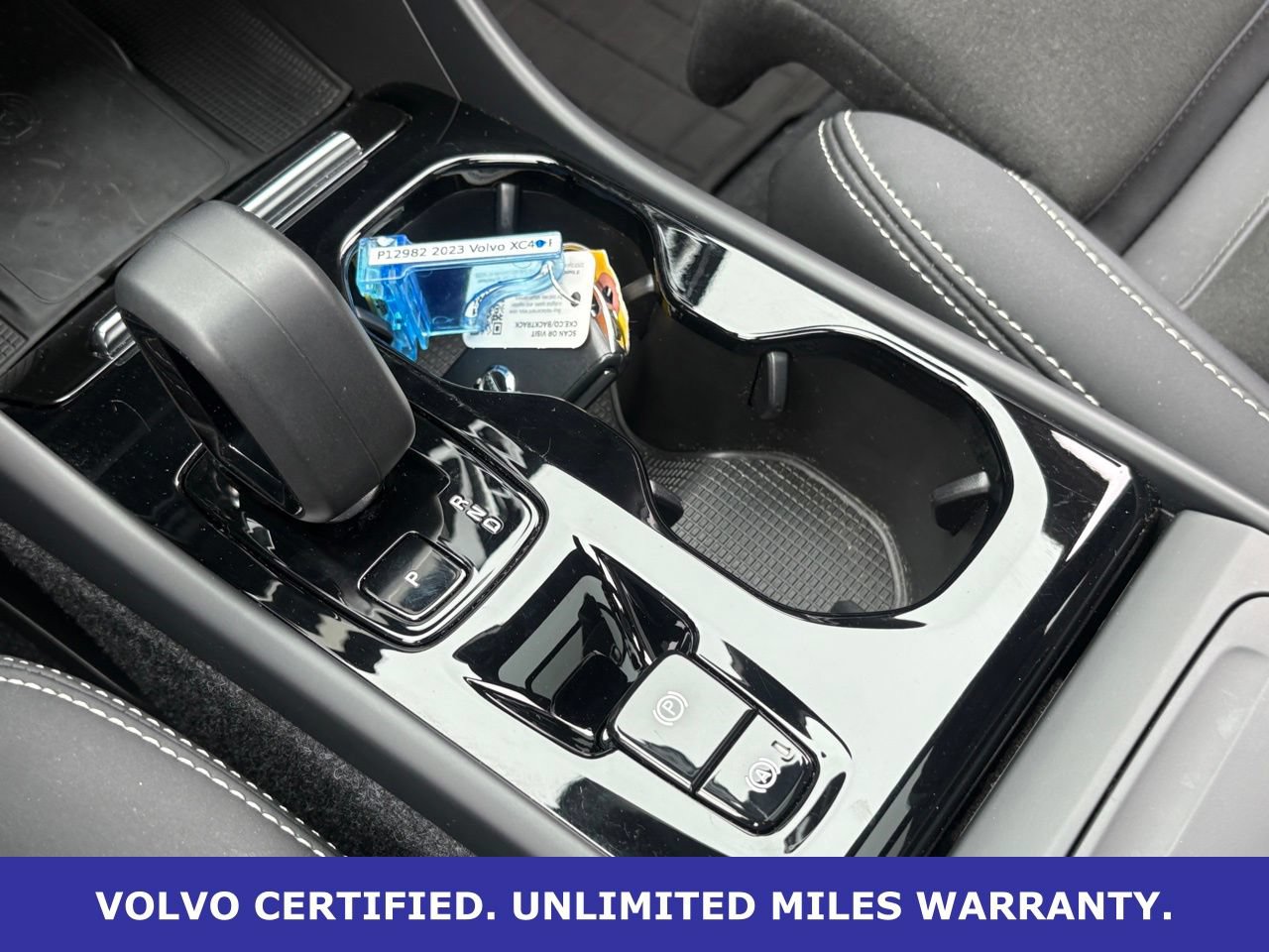 Certified 2023 Volvo XC40 B5 Plus w/ Climate Package AWD/4WD image 21