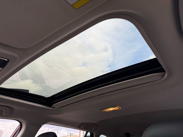 Used 2017 Subaru Outback 2.5i Limited image 10