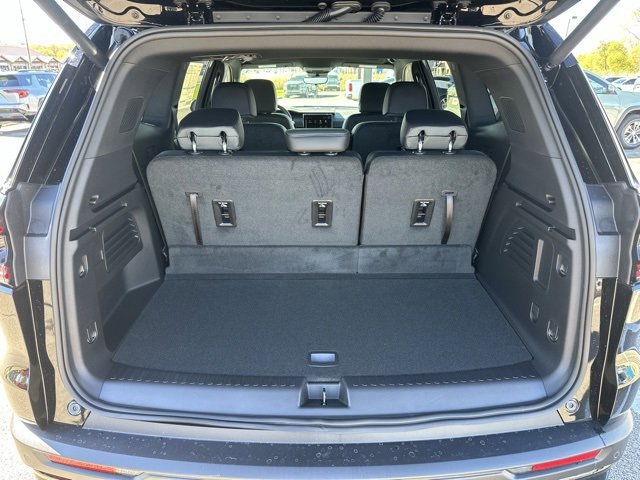 New 2026 GMC Acadia AT4 w/ Luxury Package image 19