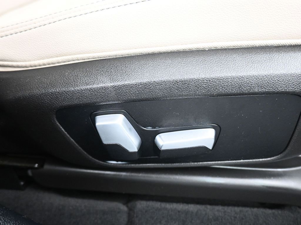 Used 2021 BMW X3 sDrive30i w/ Executive Package image 46