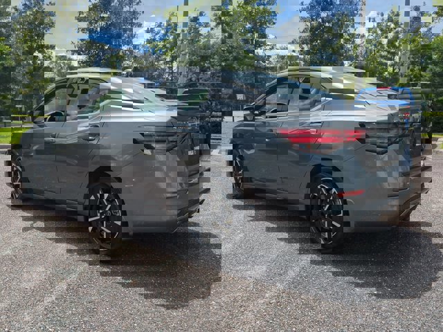 Used 2025 Nissan Sentra SV image 6