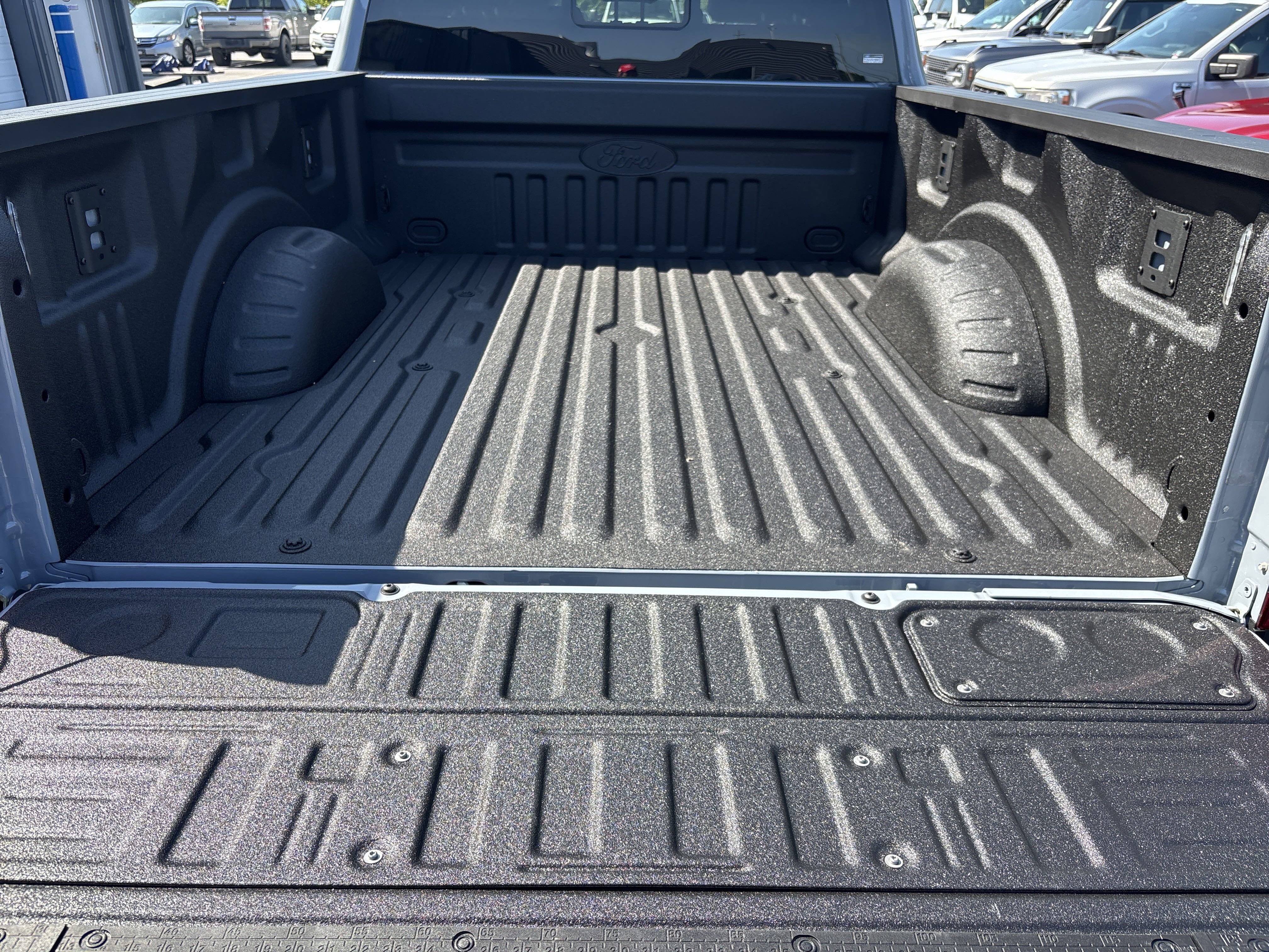 New 2025 Ford F250 Lariat w/ Lariat Ultimate Package image 5