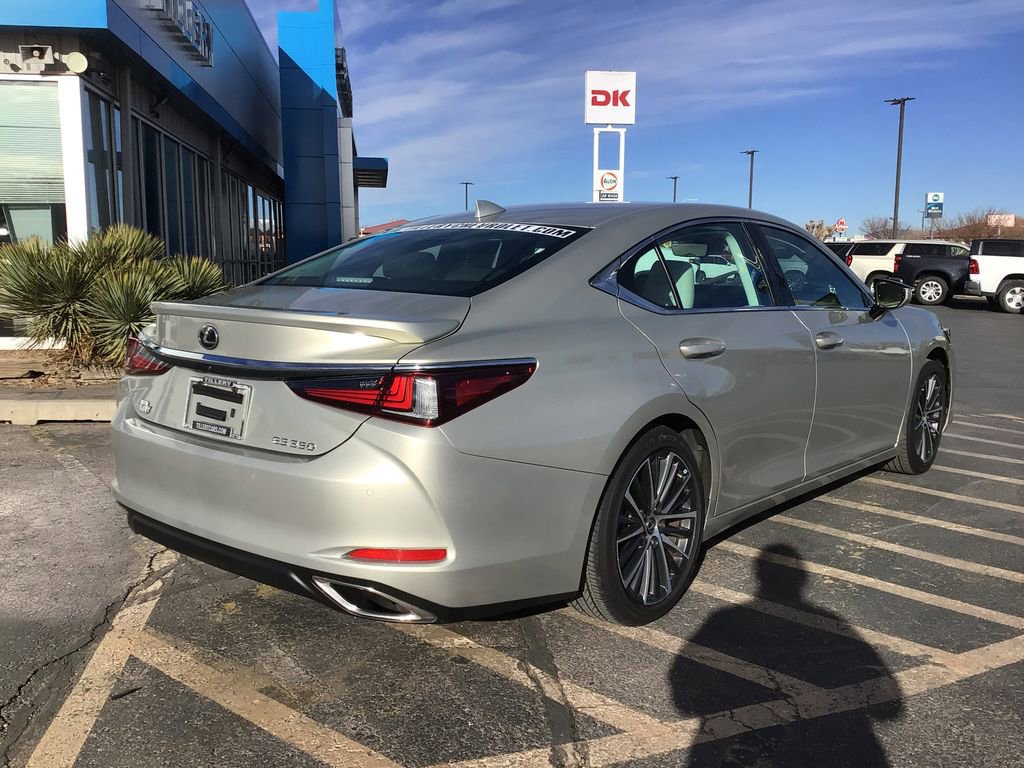 Used 2023 Lexus ES 350 w/ Luxury Package image 5